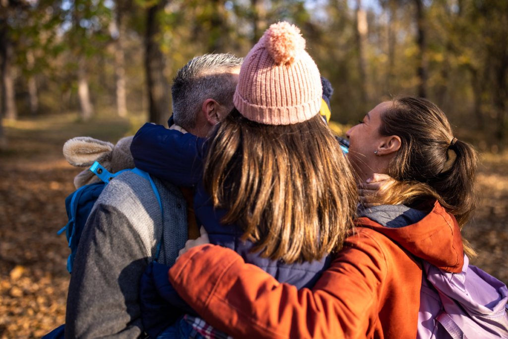 Un moment de tendresse en famille afin de se rebooster, de se transmettre une bonne énergie et beaucoup d'amour.